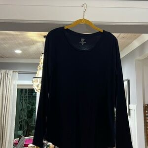 Crown and ivy 0X navy cotton top